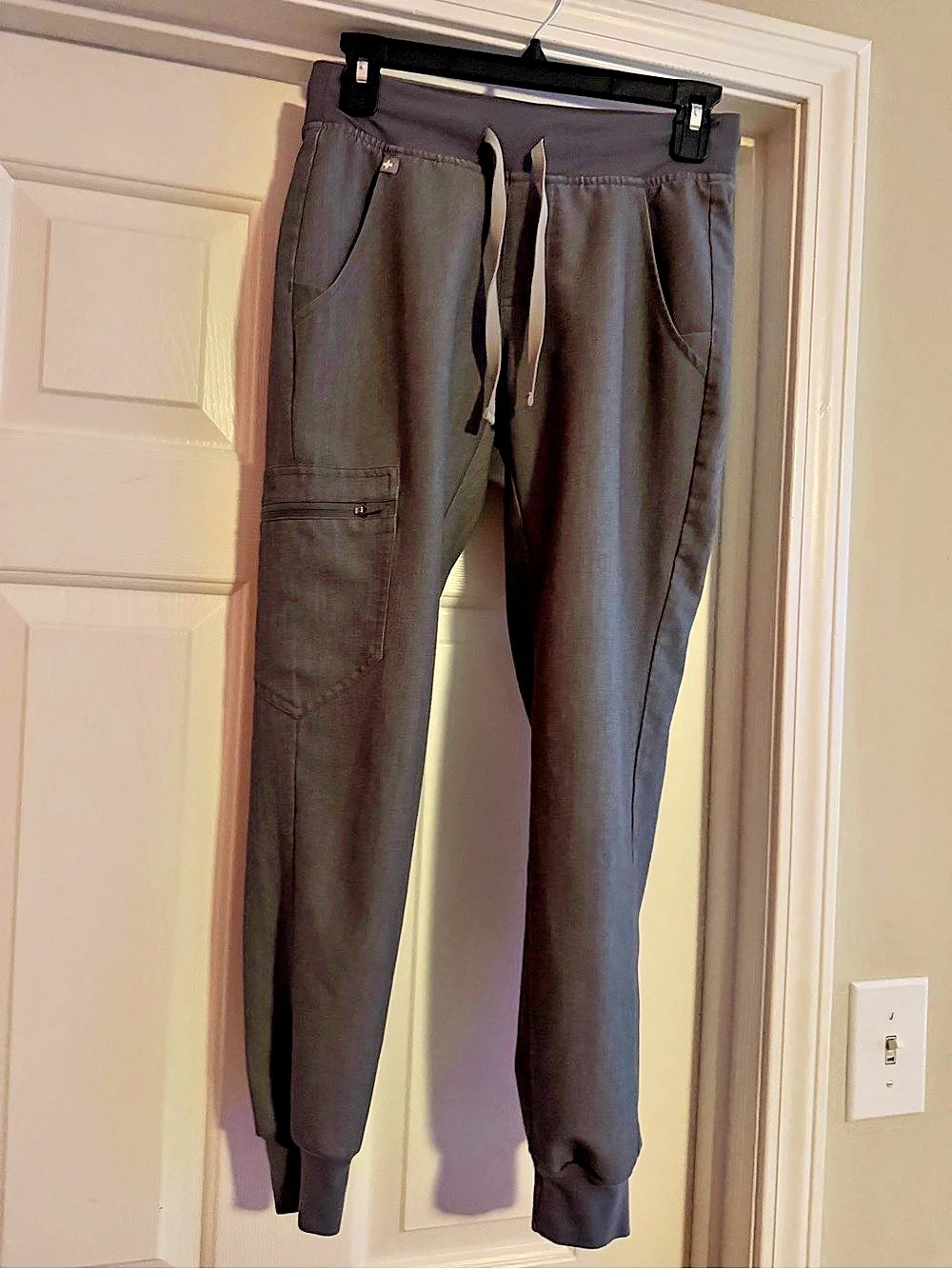 Figs Zamora Jogger Scrub Pants Gray